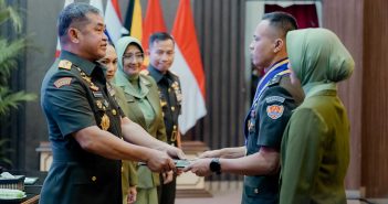 Tutup Dikreg LXV Seskoad, KSAD Lantik 270 Alumnus Seskoad Calon Pemimpin Masa Depan