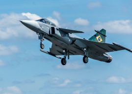Embraer, Saab, dan AU Brazil Perkenalkan Jet Tempur Gripen E Pertama