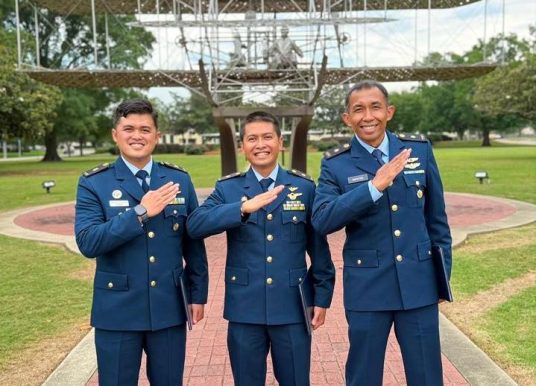 Tiga Perwira TNI AU Tuntaskan Air Command and Staff College di Amerika Serikat